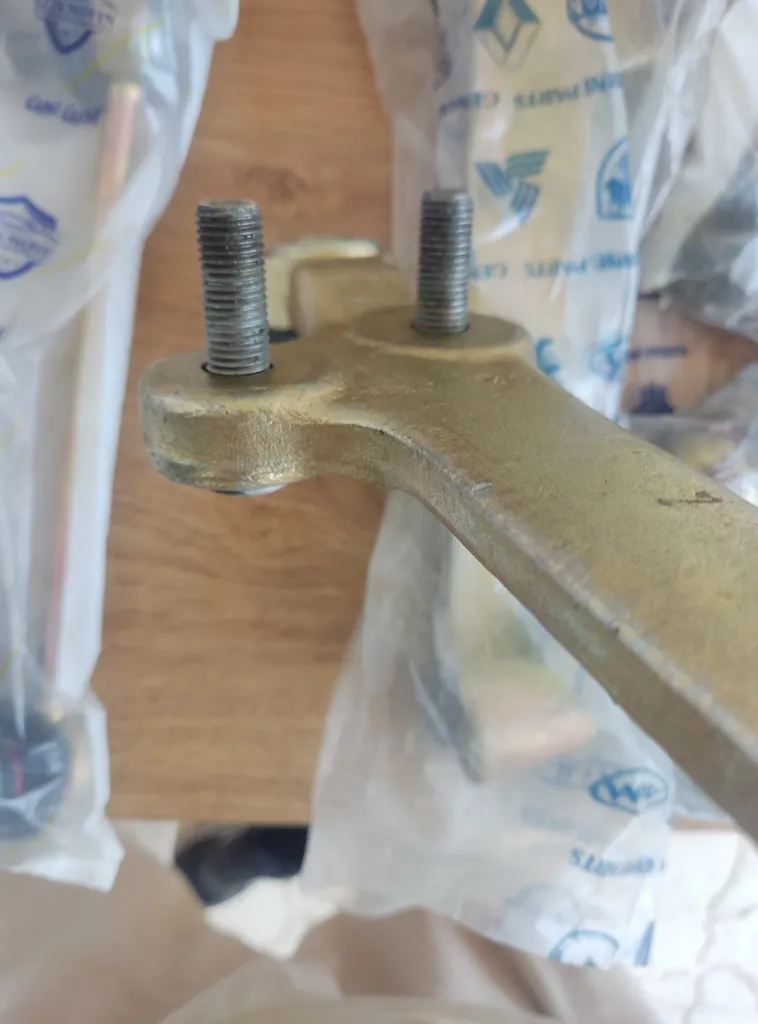 قطعات جلوبندی خودرو کد 1010 مناسب برای کوئیک مجموعه 8 عددی