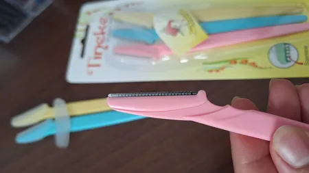 تیغ اصلاح ابرو تینکل مدل01 بسته 6 عددی