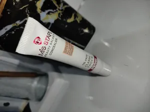 تجریه خرید کانسیلر میستار مدل Oil free شماره 2