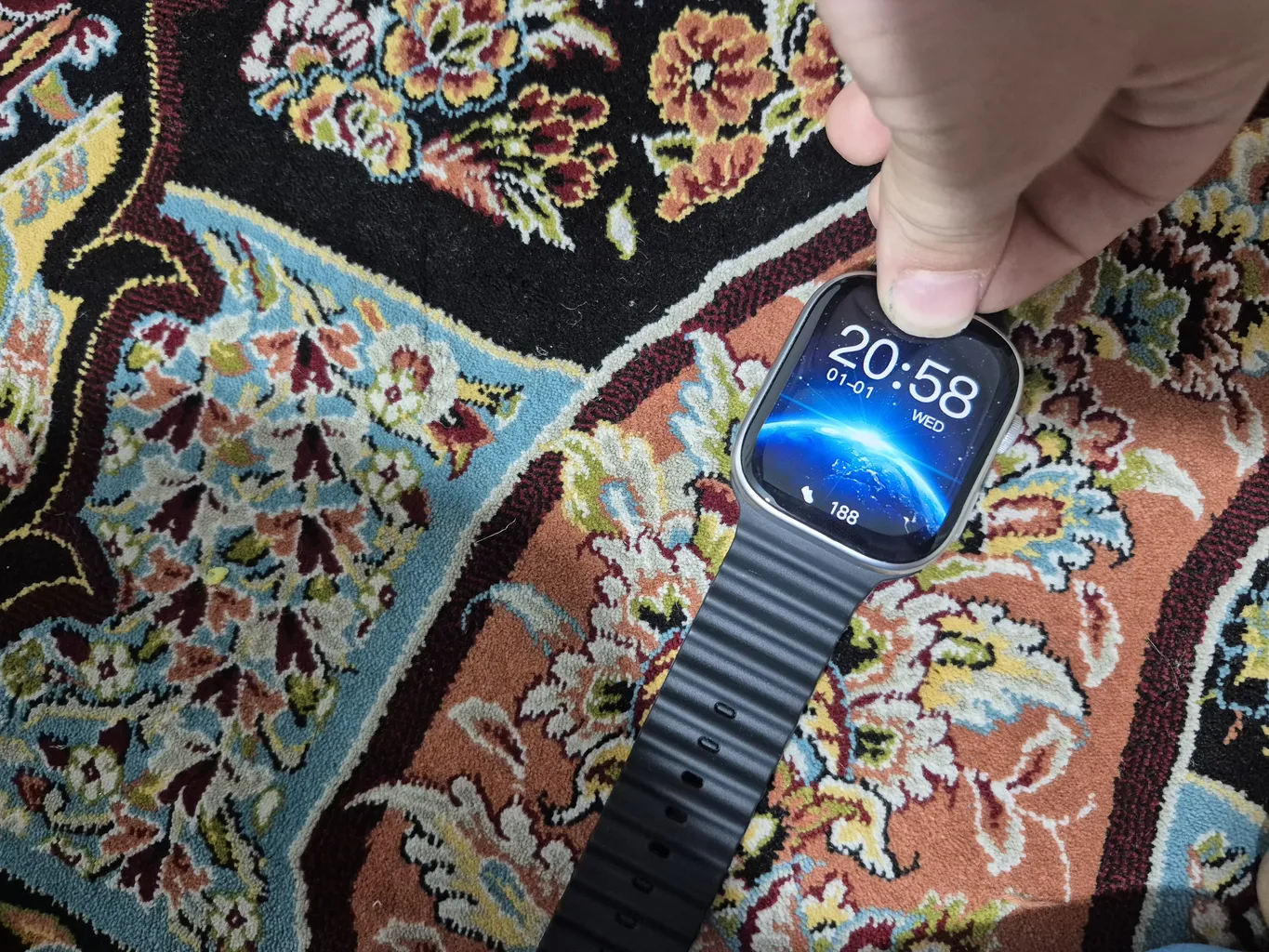 ساعت هوشمند ورنا مدل W45 Max With 7 Bands مناسب برای ورزش مجهز به گام شمار