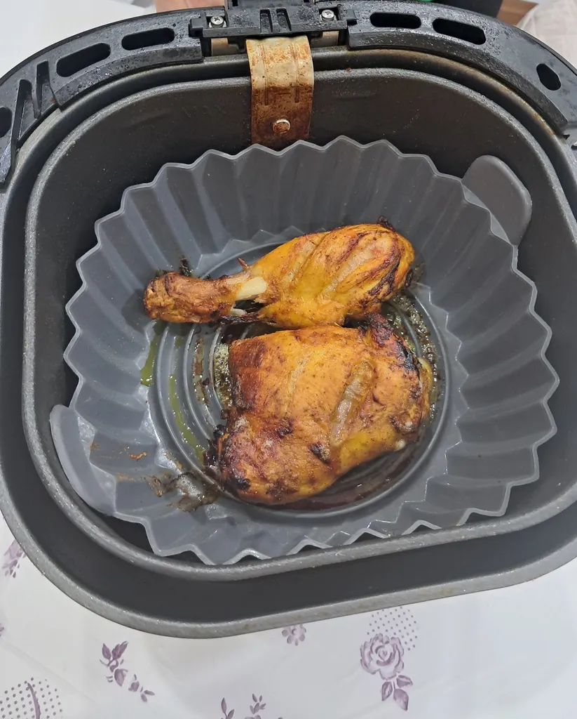 ظرف پخت به گز مدل سیلیکونی طرح هوا پز ایر فرایر