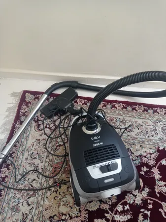 جاروبرقی 2200 وات تولیپس مدل VC-622S