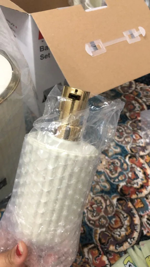 ست سرویس بهداشتی 6 پارچه همارا کد 660249