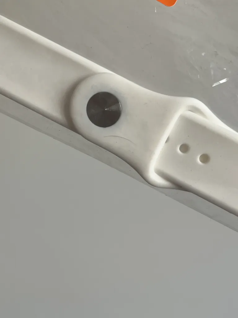 بند مدل سیلیکونی مناسب برای اپل واچ سایز 42/44/45 میلی متری