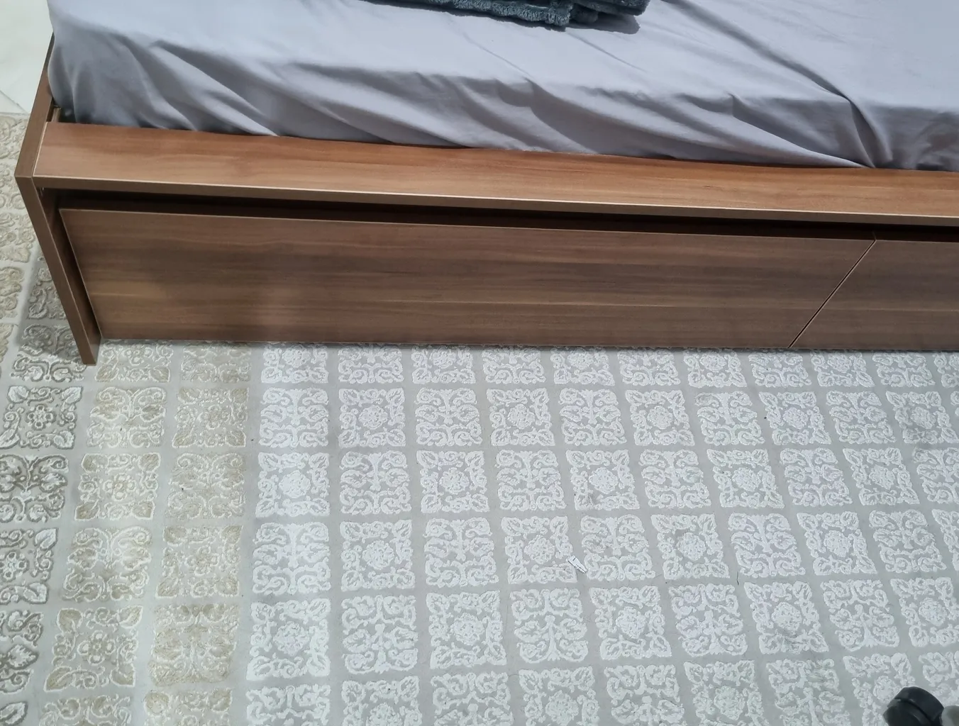 تخت خواب یک نفره اسمردیس مدل R103 سایز 90 × 200 سانتی متر