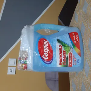 تجریه خرید محلول شیشه‌شوی خودرو کاسپین مدل Non-Smearing حجم 4 لیتر