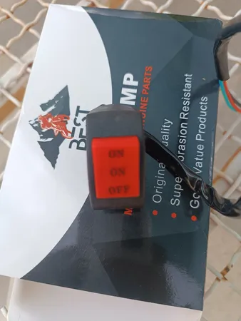 پرژکتور دو کنتاکت خودرو طرح نقطه ای بسته دو عددی