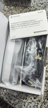 پایه شارژر دسته بازی پلی استیشن 5   مدل CFI-ZDS1