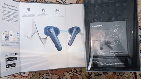 هدفون بلوتوثی انکر مدل SoundCore Liberty Air 2 Pro