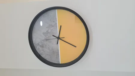 ساعت دیواری سال بردز مدل CWM-131