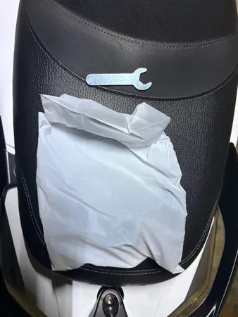 پایه نگهدارنده گوشی موبایل دوچرخه و موتور سیکلت ریمکس مدل RM-C52