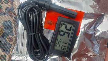 دماسنج و رطوبت سنج سنسور اکسترنال مدل LX8011