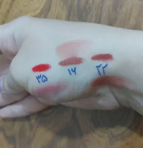 تجریه خرید رژ لب گلدن رز مدل ولوت مات شماره 22