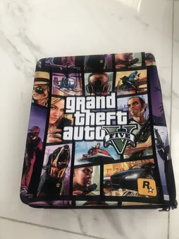 کیف حمل پلی استیشن 4 Pro طرح GTA