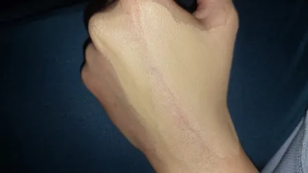 کرم ضد جوش ویتالیر سری Activit مدل Caramel Tinted حجم 40 میلی لیتر