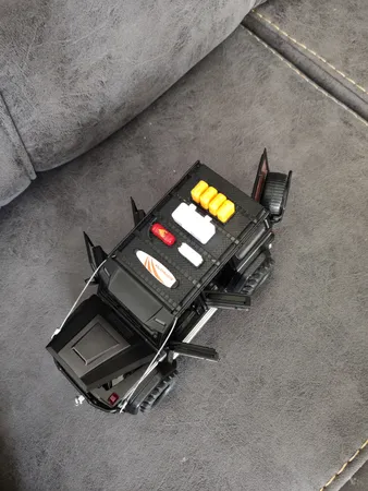 ماشین بازی مدل فلزی بنز جی کلاس آفرود