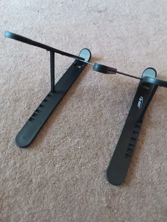 پایه نگهدارنده لپ تاپ مدل X Model