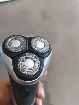 ماشین اصلاح صورت فیلیپس مدل AT890/20