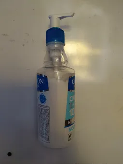 کرم مرطوب‌کننده کامان مدل Normal حجم 400 میلی‌لیتر