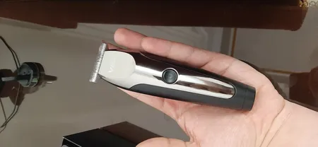 ماشین اصلاح موی صورت وی جی ار مدل 059