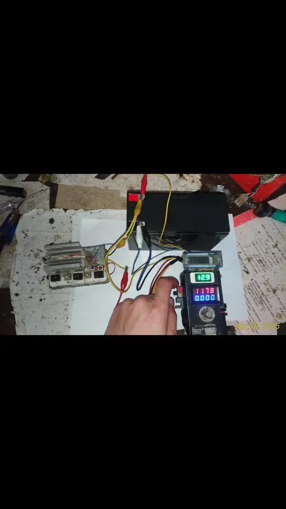 باتری یو پی اس ۱۲ ولت ۷.۲ آمپر ساعت ریوتا مدل NP7.2-12-ECO