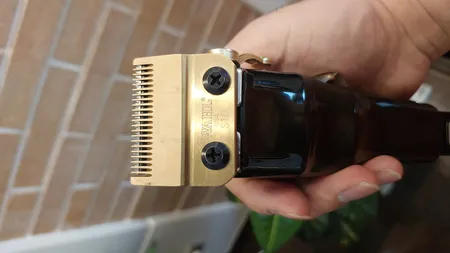 ماشین اصلاح موی سر و صورت وال پروفشنال مدل Cordless Magic Clip 8148