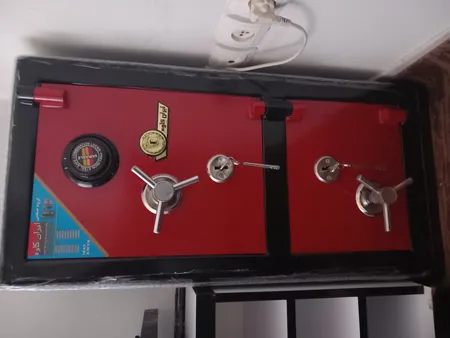 گاوصندوق ایران کاوه مدل 150DKR