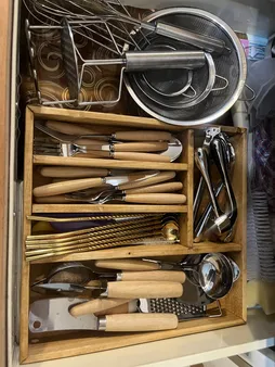 نظم دهنده قاشق و چنگال مدل B5