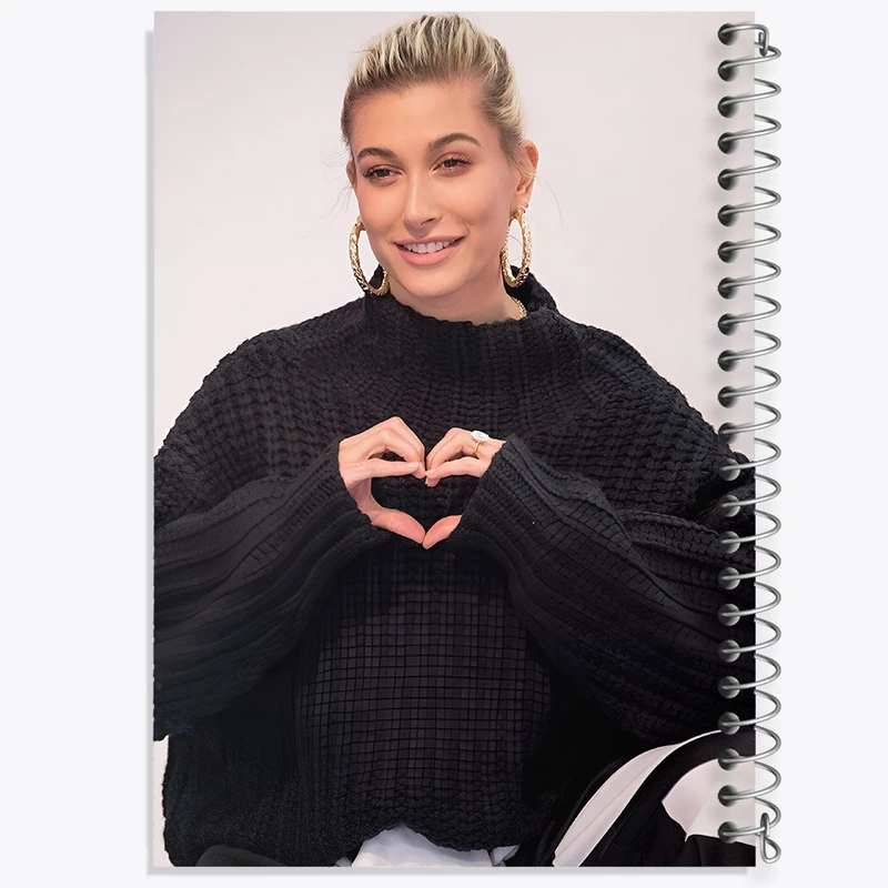 دفتر مشق 100 برگ خندالو طرح هیلی بیبر (Hailey Bieber) کد F10188