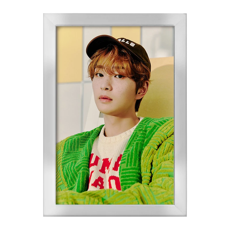 تابلو خندالو طرح اونیو گروه شاینی Shinee  کد 21310