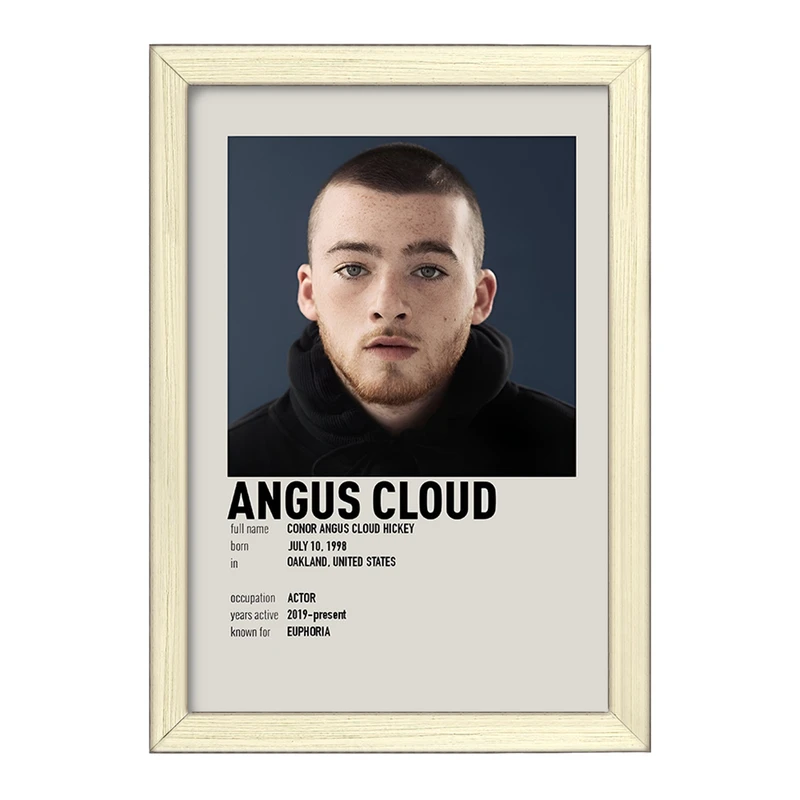 تابلو خندالو طرح آنگوس کلود (Angus Cloud) کد F13141