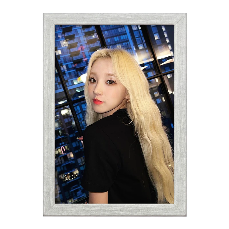 تابلو خندالو طرح یوکی گروه جی آیدل GIdle  کد 19507