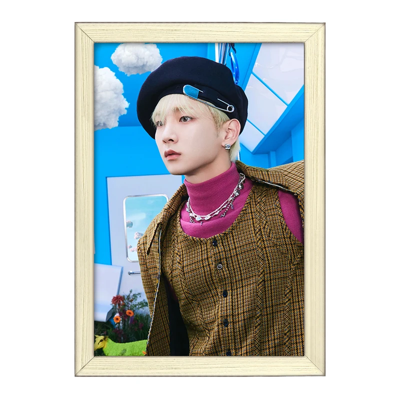 تابلو خندالو طرح کی گروه شاینی Shinee  کد 21337