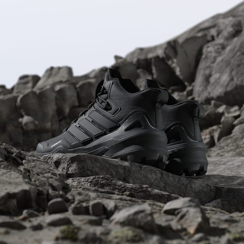 کفش ورزشی مردانه آدیداس مدل Terrex Skychaser Mid Gore-Tex