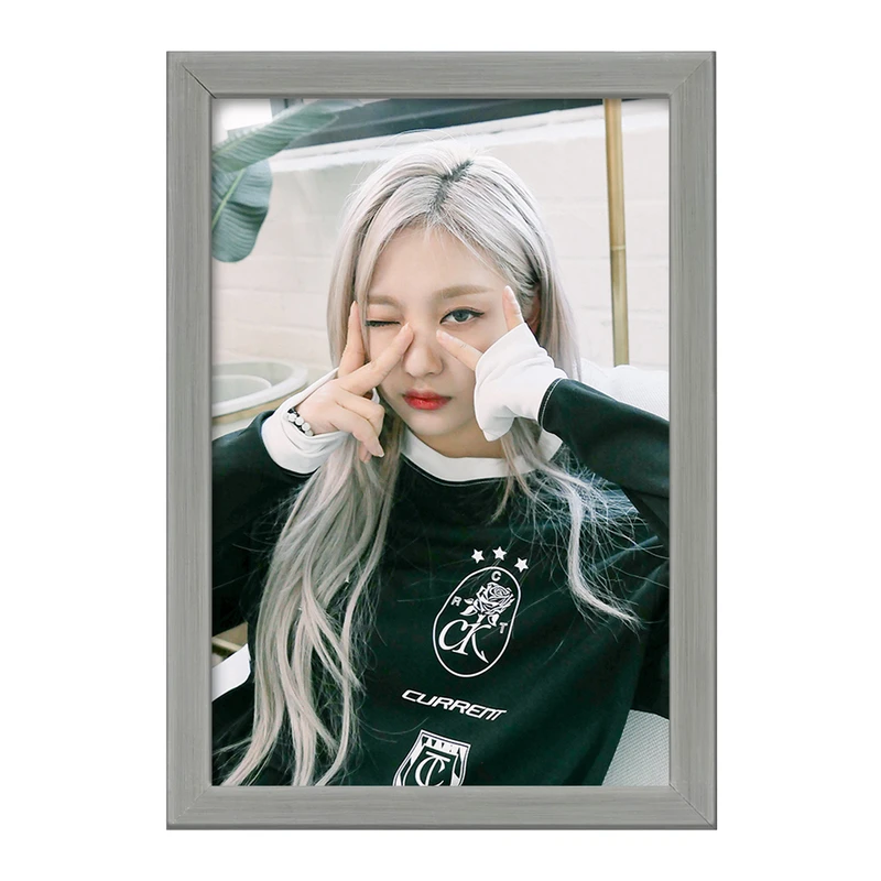 تابلو خندالو طرح نینگ نینگ گروه آسپا Aespa  کد 19722