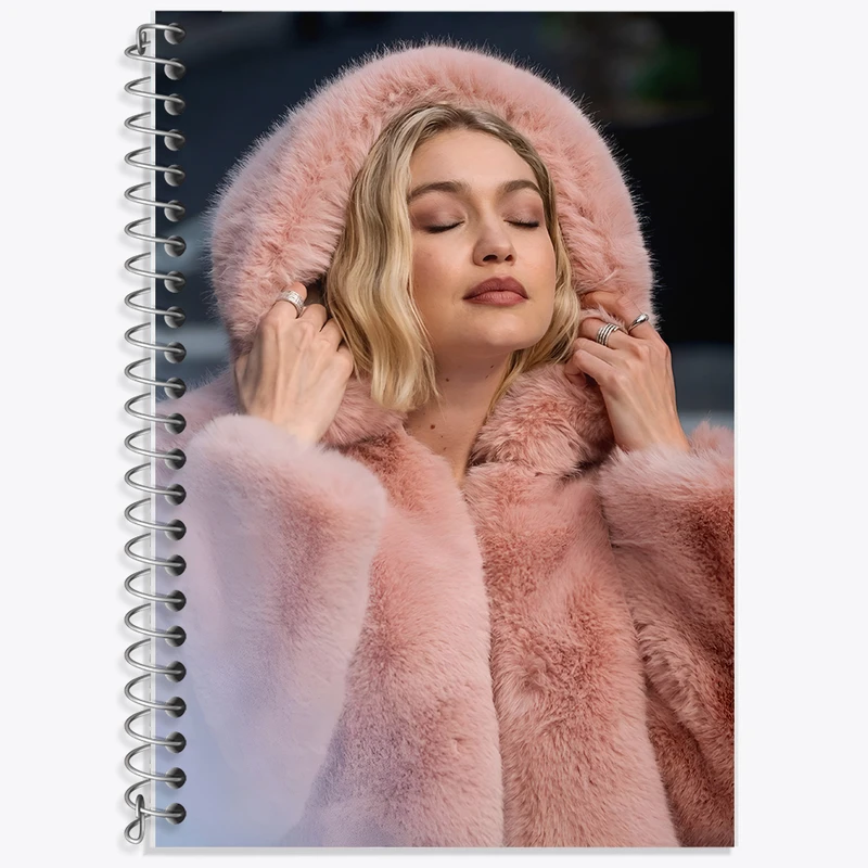 دفتر نت موسیقی 50 برگ خندالو طرح جی جی حدید (Gigi Hadid) کد F10206