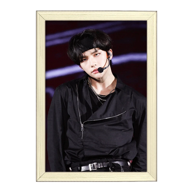 تابلو خندالو طرح هیونجین گروه استری کیدز Stray Kids  کد 11866