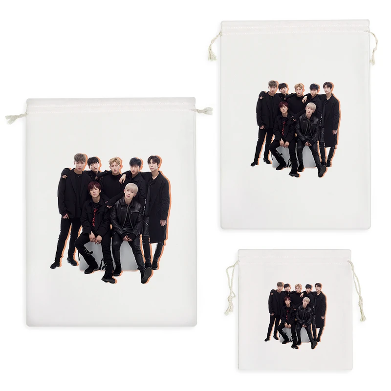 نظم دهنده خندالو مدل گروه موسیقی مانستا ایکس MONSTA X کد 2101 مجموعه 3 عددی