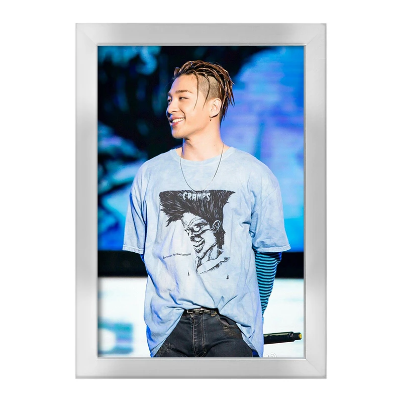 تابلو خندالو طرح ته یانگ گروه بیگ بنگ BIGBANG  کد 12560