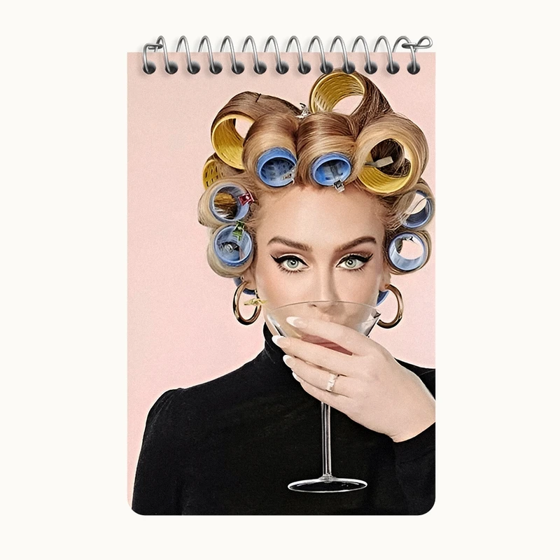 دفتر یادداشت 50 برگ خندالو طرح ادل (Adele) کد F10211