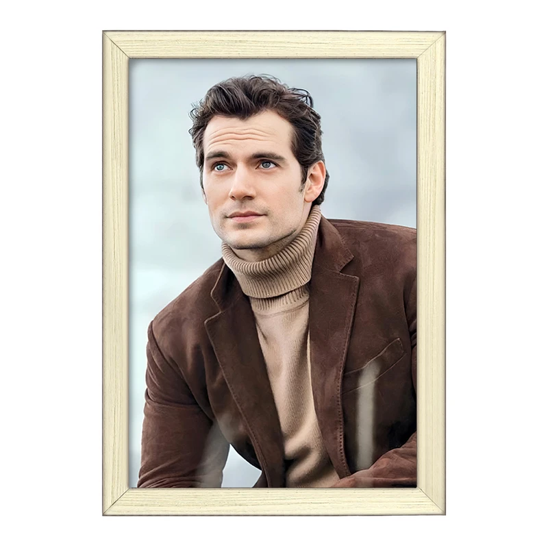 تابلو خندالو طرح هنری کوویل (Henry Cavill) کد F10238