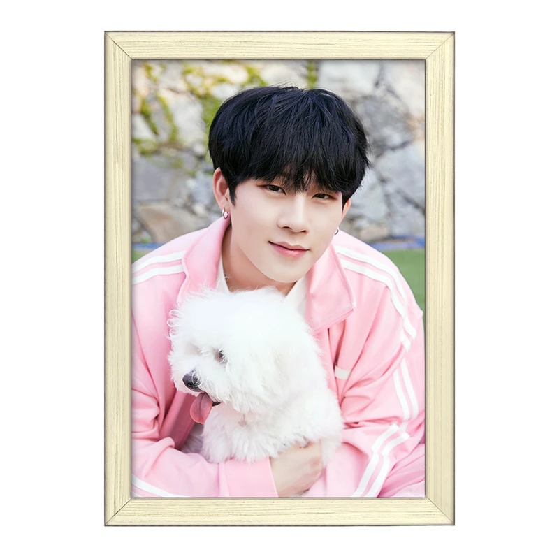 تابلو خندالو طرح جوهان گروه مانستا اکس MONSTA X  کد 21126