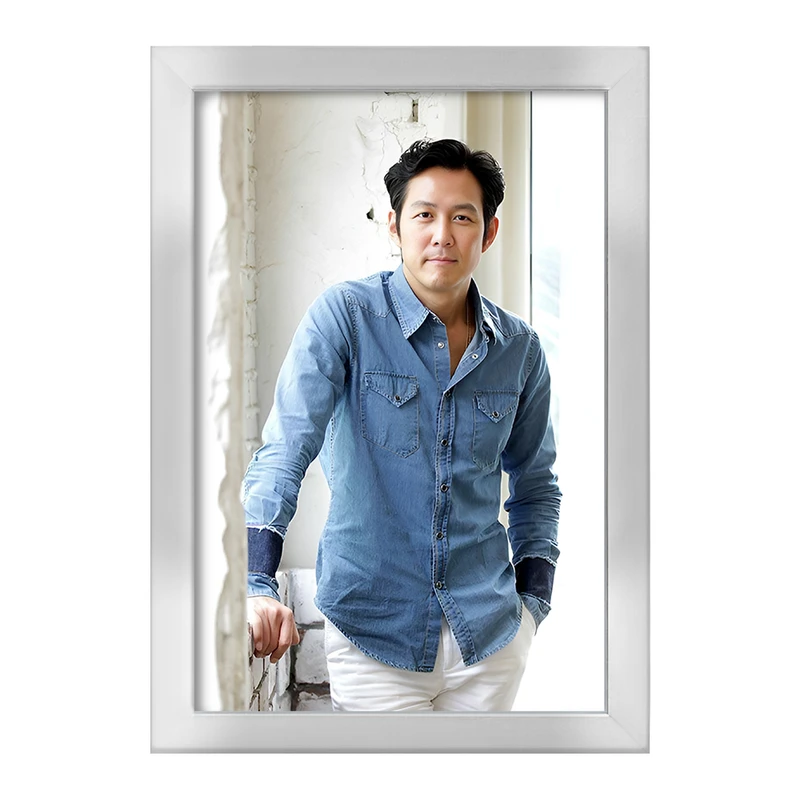 تابلو خندالو طرح لی یونگ جائه کد F11155