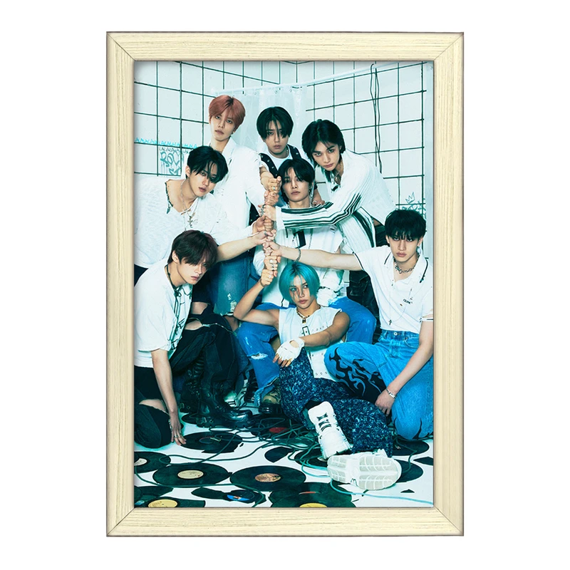 تابلو خندالو طرح استری کیدز (Stray Kids) کد F12979