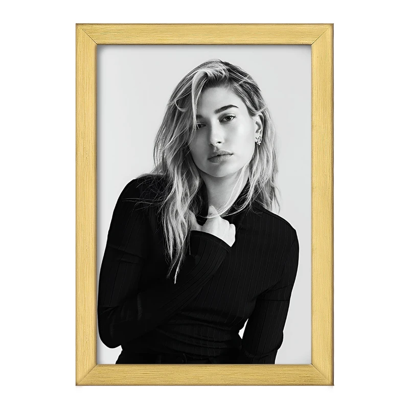 تابلو خندالو طرح هیلی بیبر (Hailey Bieber) کد F10191