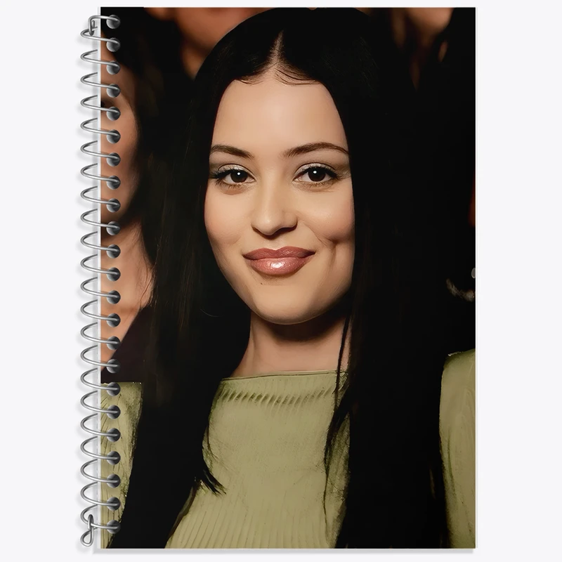 دفتر نت موسیقی 50 برگ خندالو طرح الکسا دمی (Alexa Demiez) کد F10194