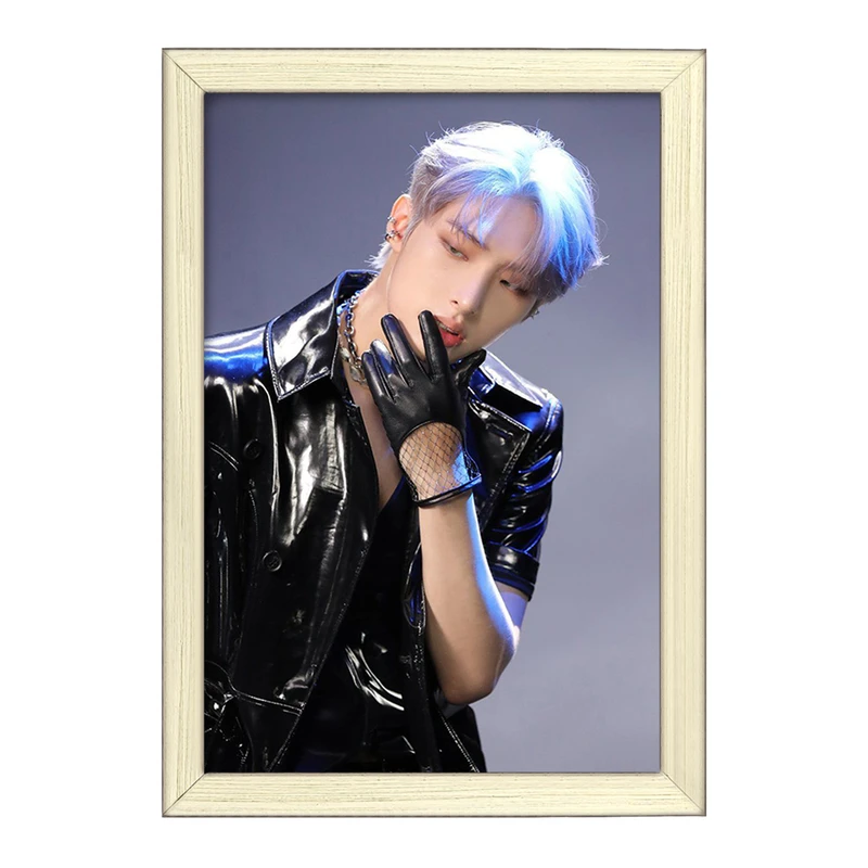 تابلو خندالو طرح مینگی گروه ایتیز ATEEZ  کد 21250