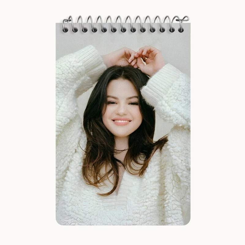 دفتر یادداشت 50 برگ خندالو طرح سلنا گومز (Selena Gomez) کد F10192