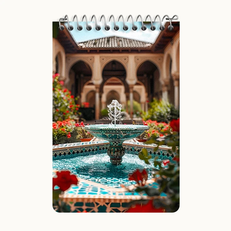 دفتر یادداشت 50 برگ خندالو طرح حیاط خانه کد F6347