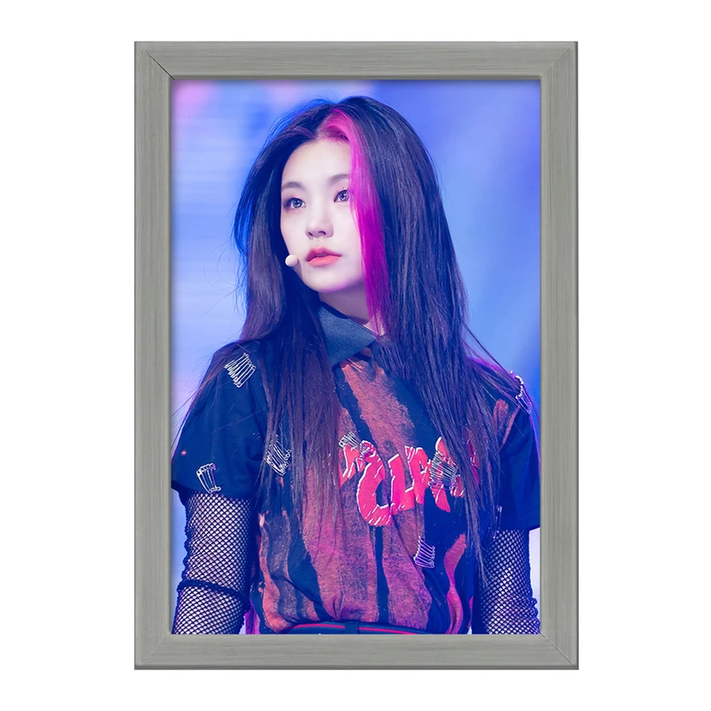 تابلو خندالو طرح یجی گروه ایتزی ITZY  کد 20204